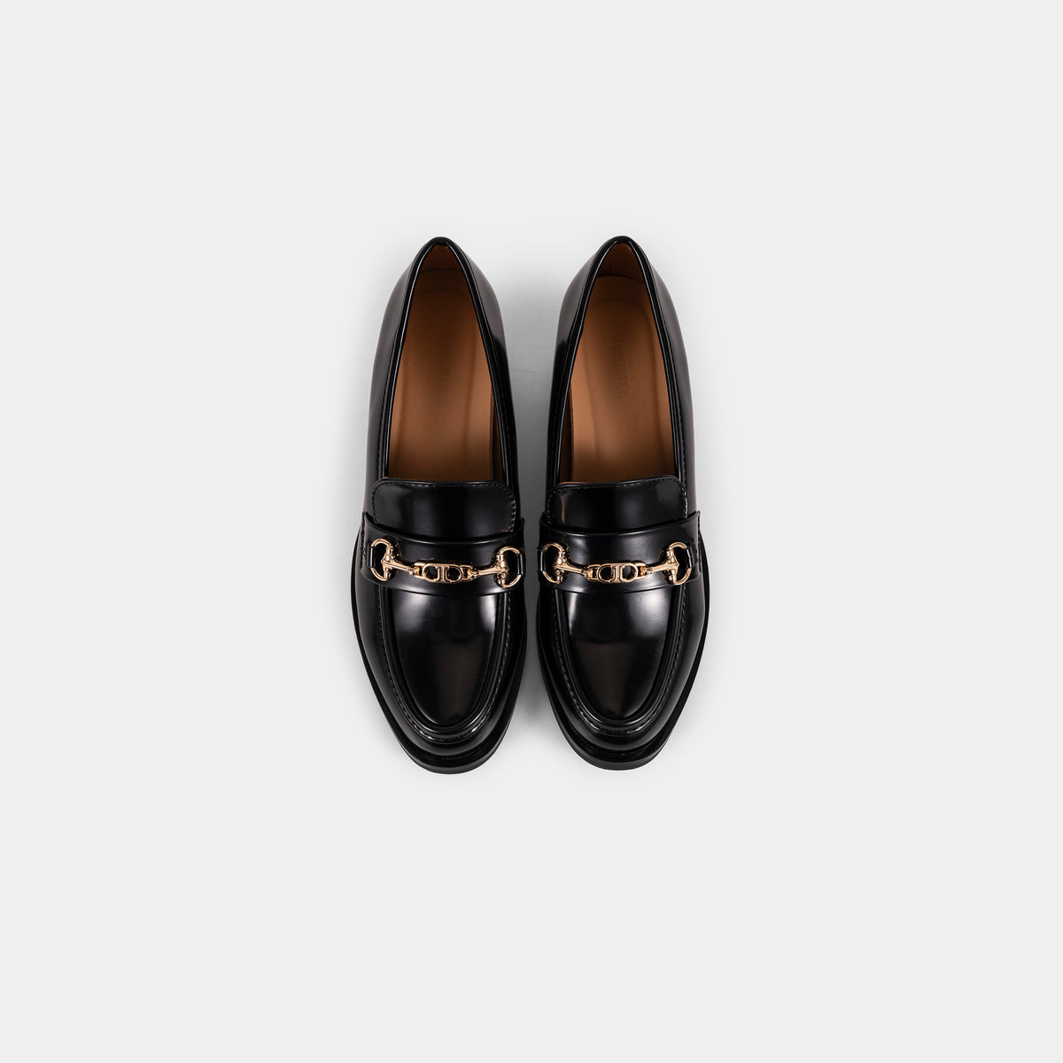 Mocassins à Talon Carré avec Chaîne Dorée