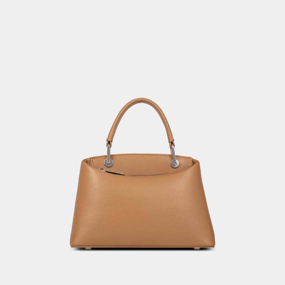 Sac à main avec nœud élégant et coffret cadeau fleuri